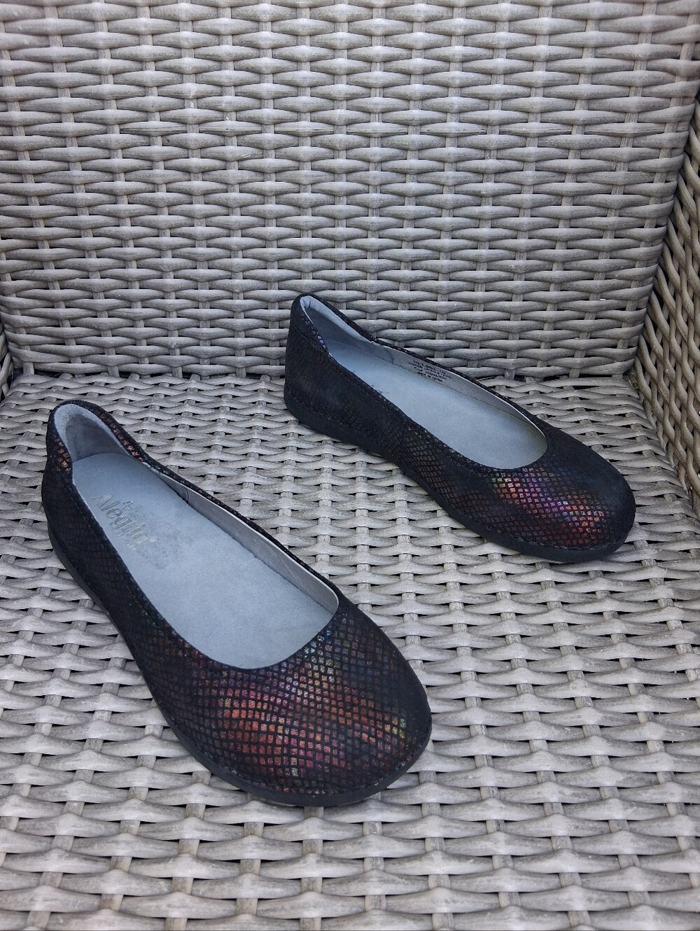 Alegria  Black Multi-Color Textured Ballet Flats